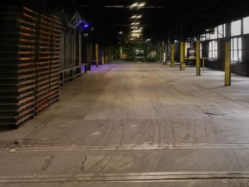 Fahrweg Schiebebuehne Pressen Hangseite